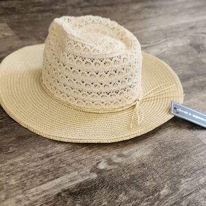 NWT Jane & Berry Lace Wide Brim Hat